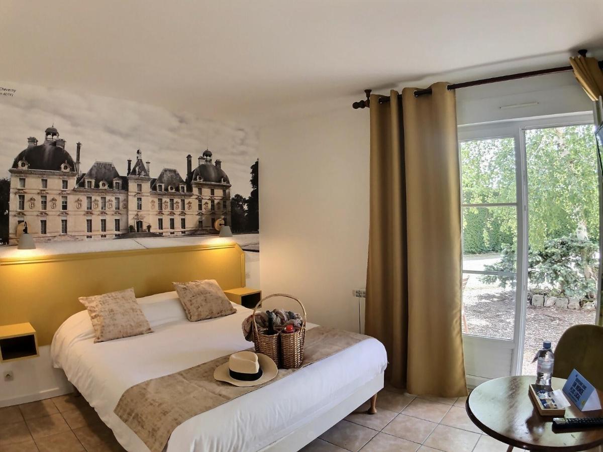 Logis Hotel Du Chateau Tour-en-Sologne 外观 照片